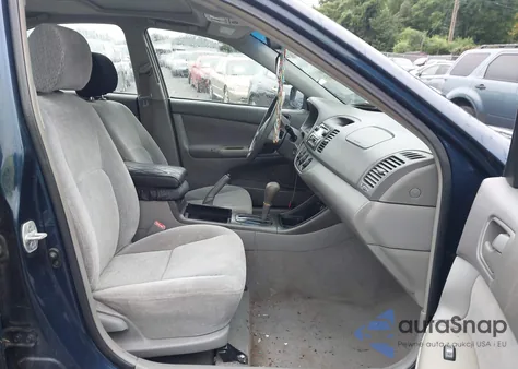 2002 Toyota Camry Le из США, поврежденный, VIN 4T1BE32K32U524938